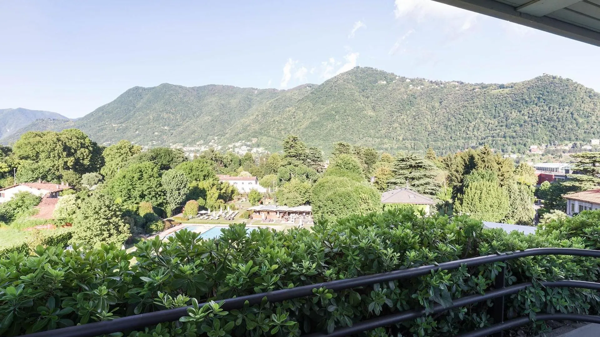 Sheraton Lake Como Hotel 4*,  Italia