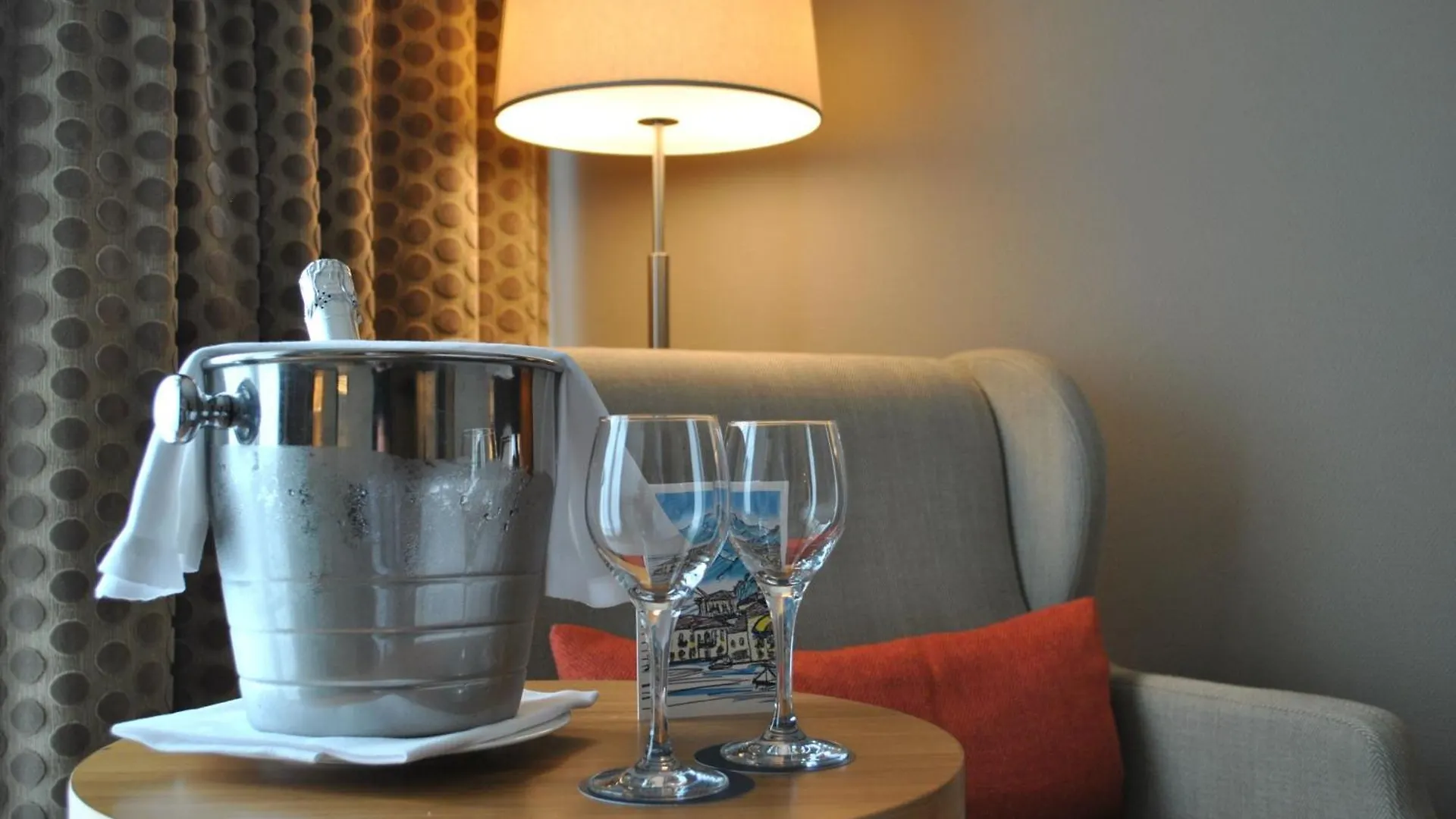Sheraton Lake Como Hotel 4*,