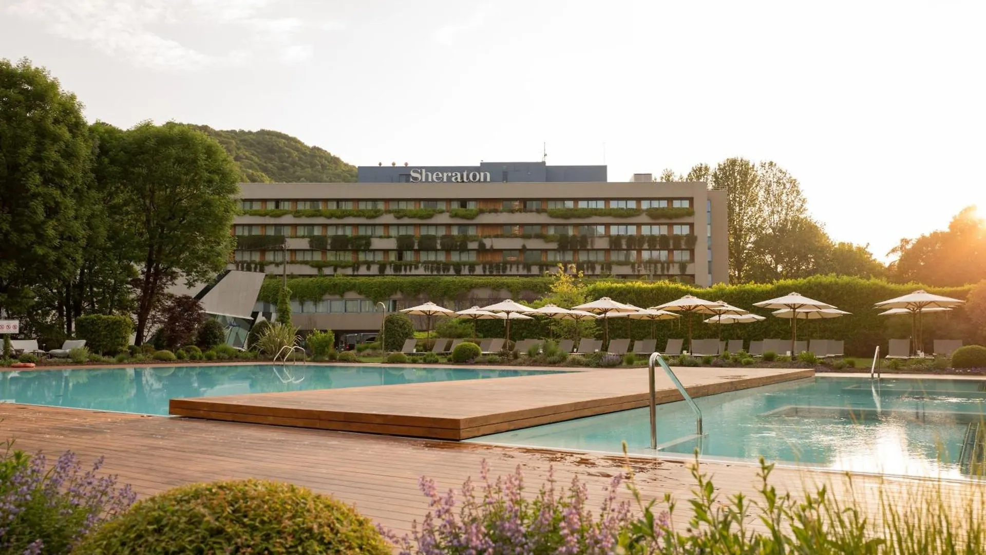 Sheraton Lake Como Hotel Itálie