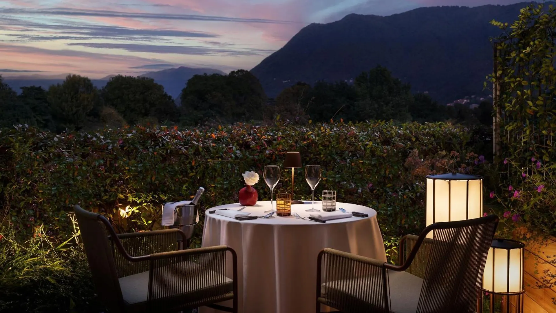 Sheraton Lake Como Hotel 4*,